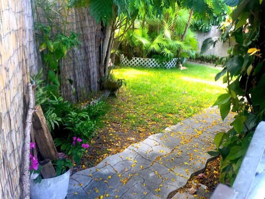 Miami Bungalow Oasis Near Everglades & The Keys 卡特勒里奇 外观 照片