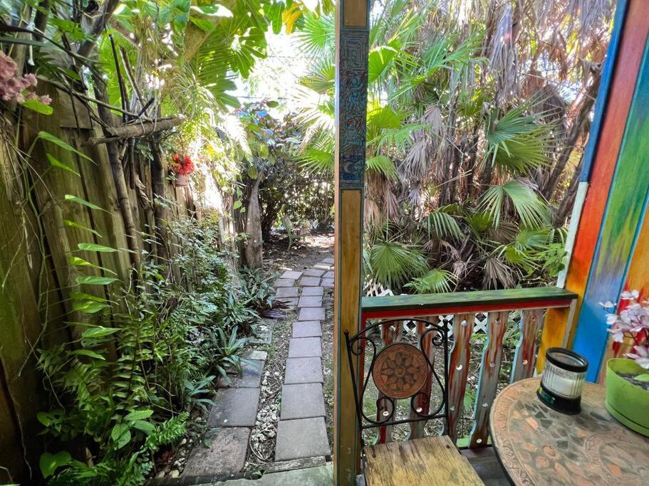 Miami Bungalow Oasis Near Everglades & The Keys 卡特勒里奇 外观 照片
