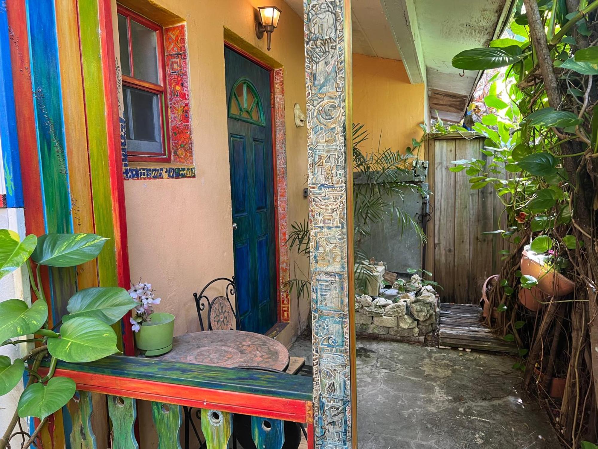 Miami Bungalow Oasis Near Everglades & The Keys 卡特勒里奇 外观 照片